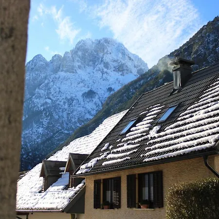 Kronotop In Triglav National Park ホステル *