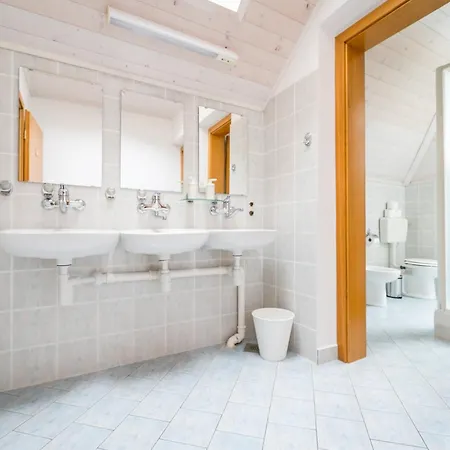 Hostel Kronotop In Triglav National Park Log pod Mangartom