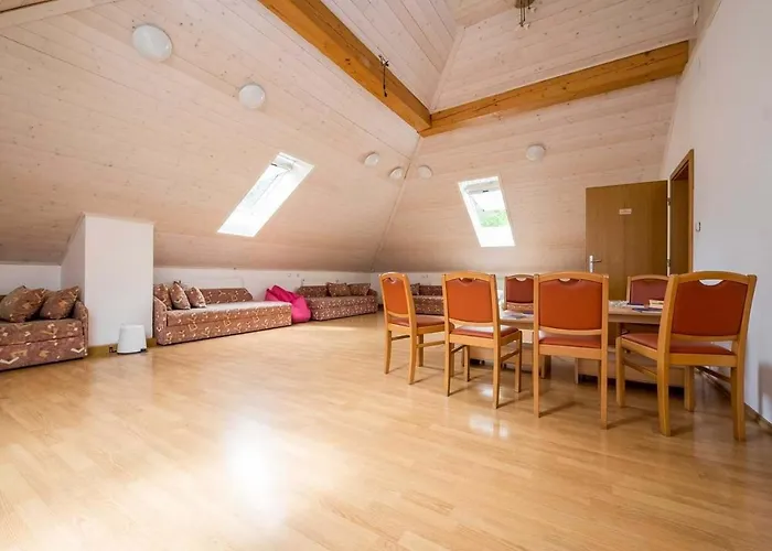 Hostel Kronotop In Triglav National Park Log pod Mangartom