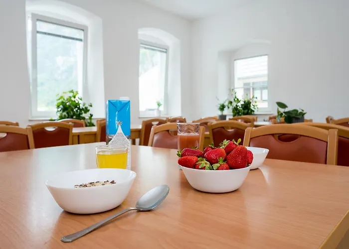 Vandrerhjem Kronotop In Triglav National Park Log pod Mangartom